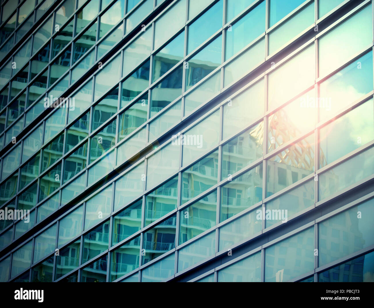 Abstract modern building close hi-res stock photography and images - Alamy