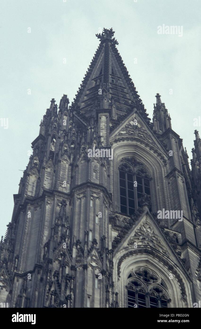 CATEDRAL DET. Location CATEDRAL, COLOGNE, GERMANY Stock Photo Alamy