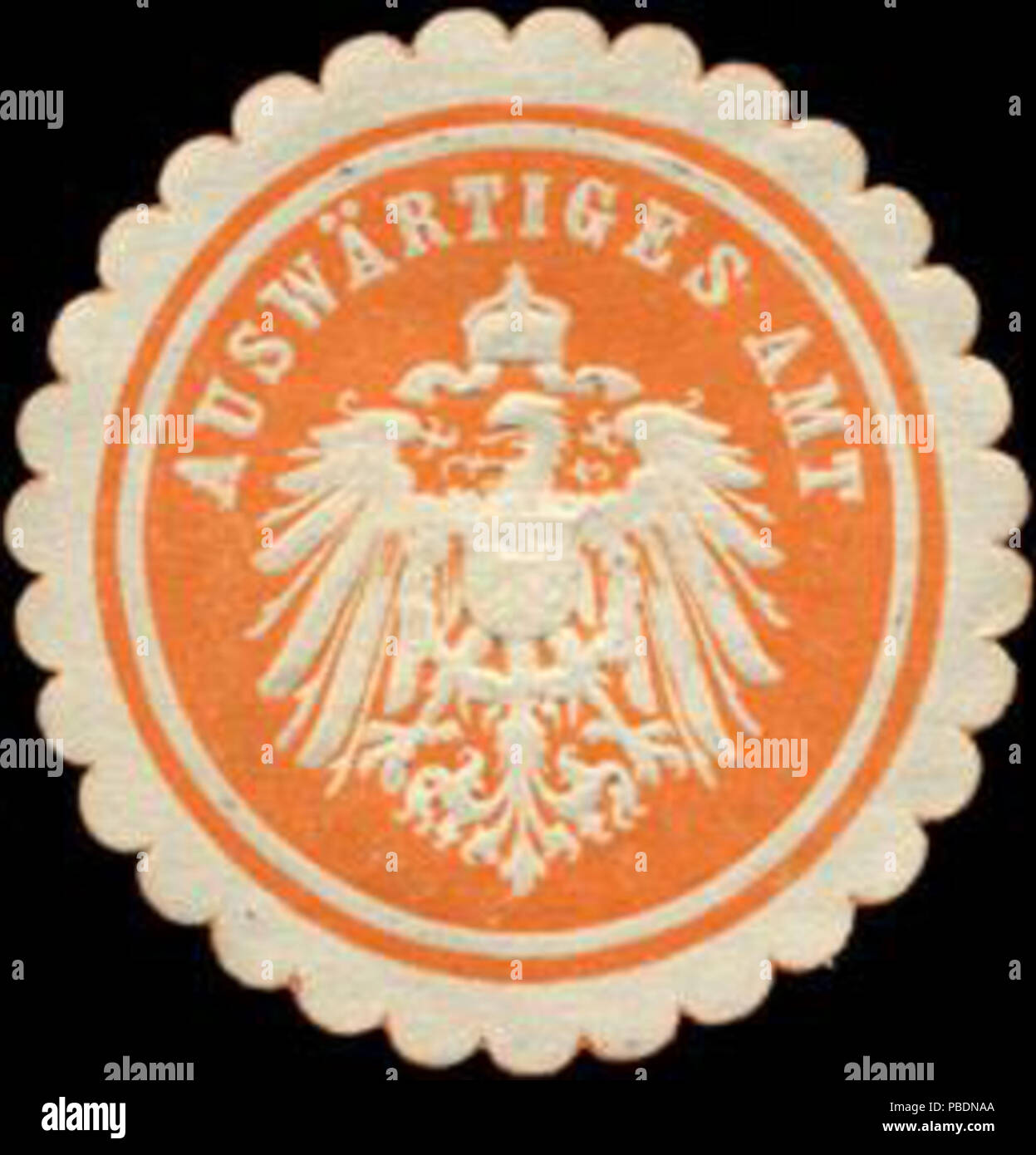 Alte Briefverschlussmarke aus Papier, welche seit ca. 1850 von Behoerden, Anwaelten, Notaren und Firmen zum verschliessen der Post verwendet wurde. 1325 Siegelmarke Auswärtiges Amt W0211565 Stock Photo
