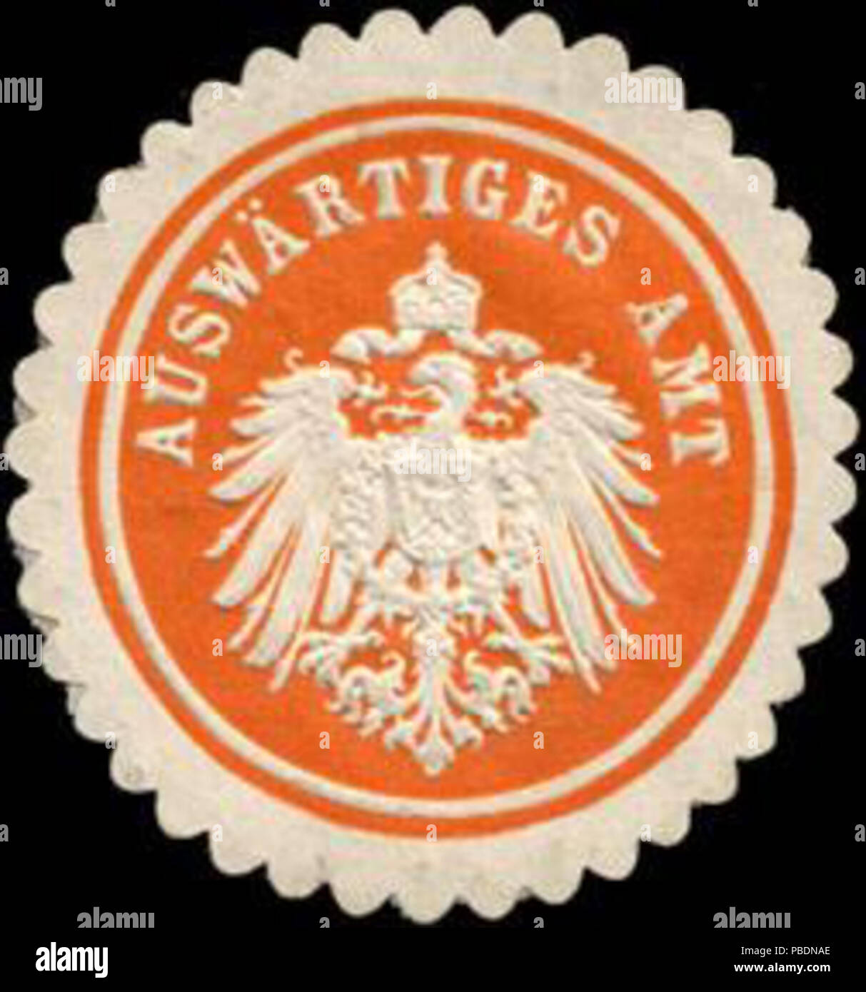 Alte Briefverschlussmarke aus Papier, welche seit ca. 1850 von Behoerden, Anwaelten, Notaren und Firmen zum verschliessen der Post verwendet wurde. 1325 Siegelmarke Auswärtiges Amt W0212402 Stock Photo