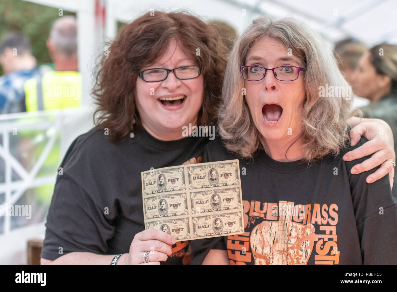 Bournemouth, UK. 27th July 2018. People enjoy the live bluegrass and country music, beer and food on offer at the Beer and Bluegrass Festival in Bournemouth. Credit: Thomas Faull/Alamy Live News Stock Photo