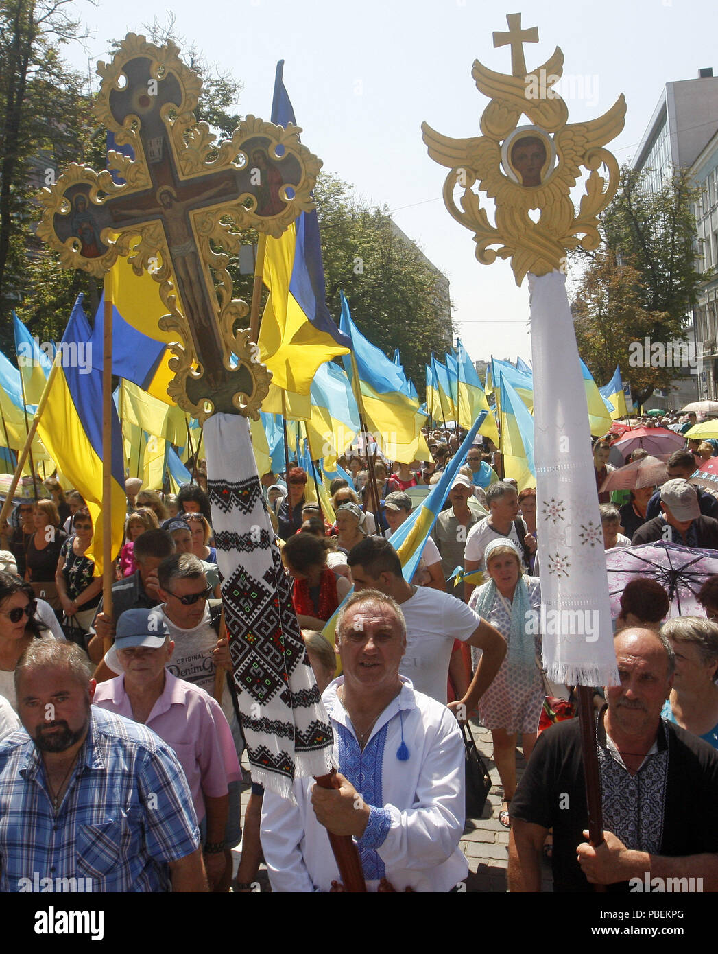 kiev-ukraine-28th-july-2018-ukrainian-orthodox-believers-and-priests-attend-a-religion-march-organized-by-the-ukrainian-orthodox-church-of-kiev-patriarchate-in-kiev-ukraine-on-28-july-2018-orthodox-believers-mark-the-1030th-anniversary-of-kievan-rus-christianization-on-27-and-28-july-2018-credit-serg-glovnyzuma-wirealamy-live-news-PBEKPG.jpg
