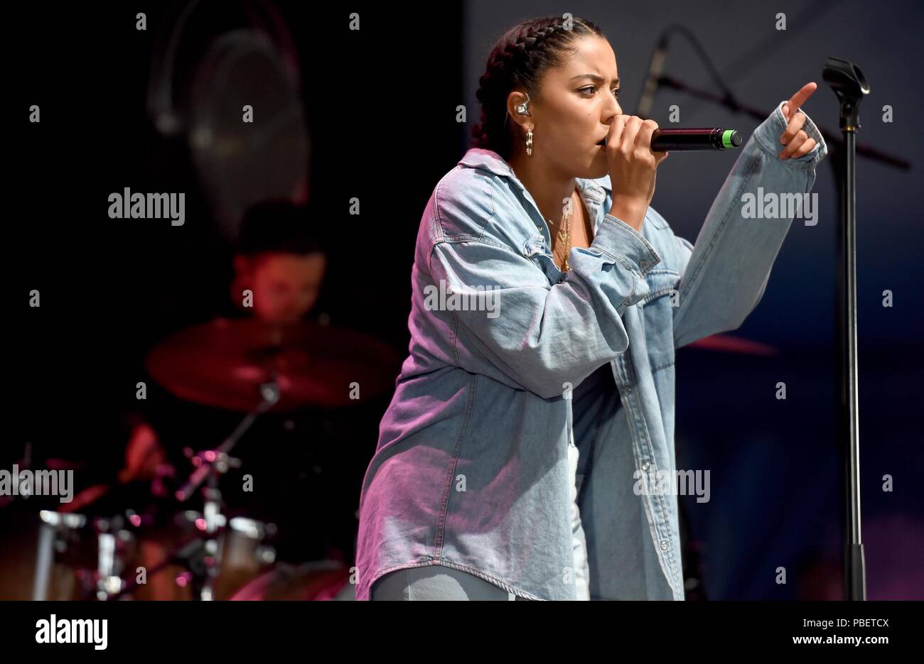 Grace Carter performs at Camp Bestival. Credit: Finnbarr Webster/Alamy Live News Stock Photo