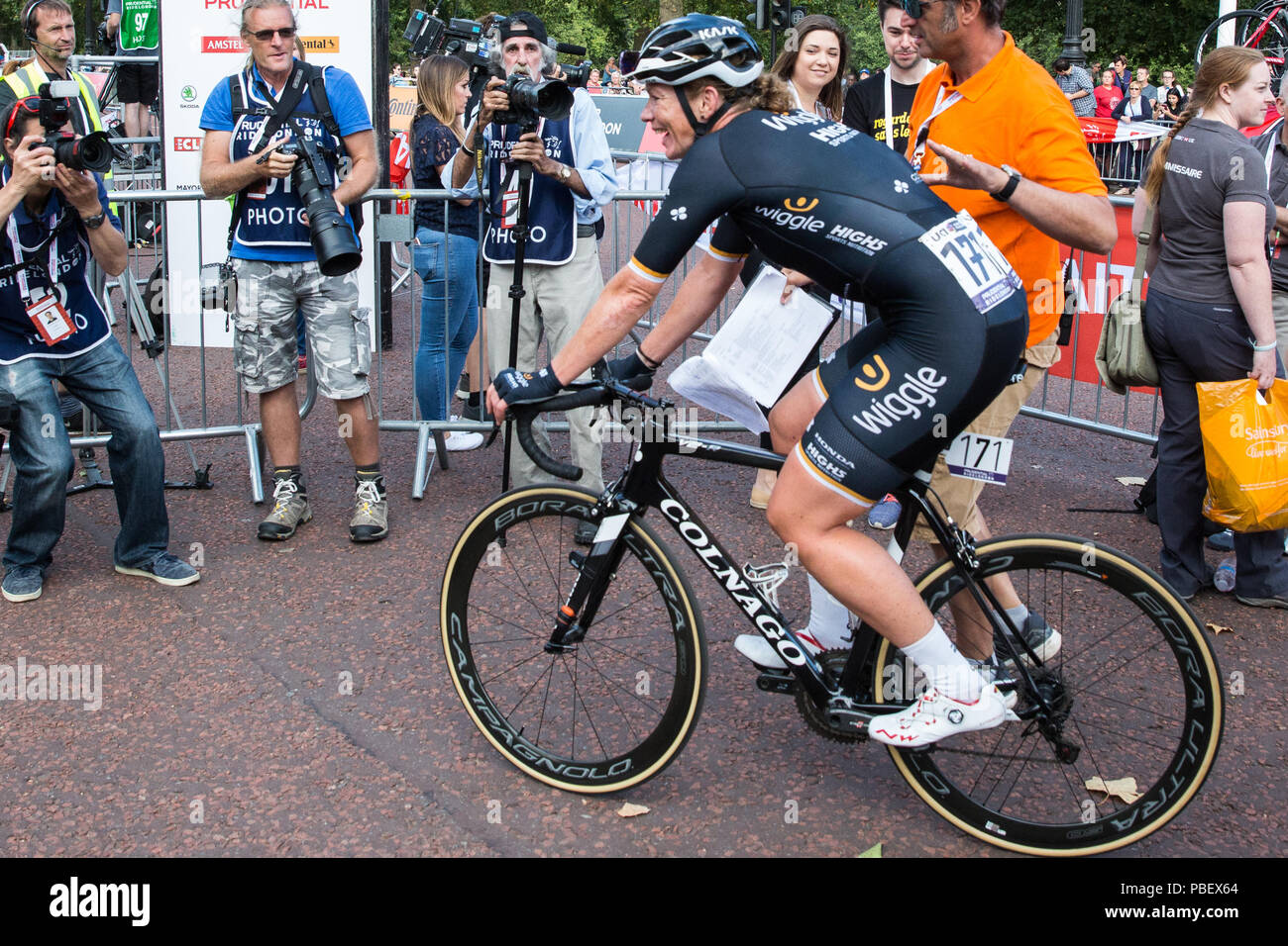 wiggle womens cycle clothing