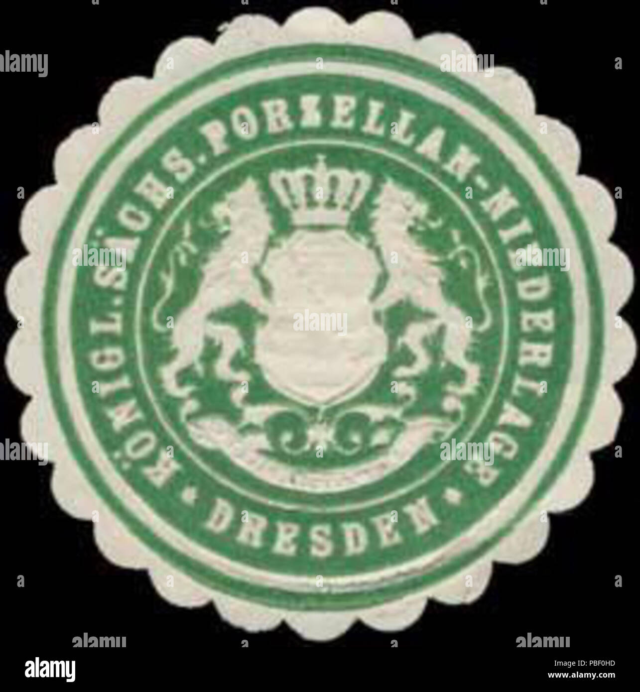 Alte Briefverschlussmarke aus Papier, welche seit ca. 1850 von Behoerden, Anwaelten, Notaren und Firmen zum verschliessen der Post verwendet wurde. 1449 Siegelmarke Königl. Sächs. Porzellan-Niederlage W0331483 Stock Photo