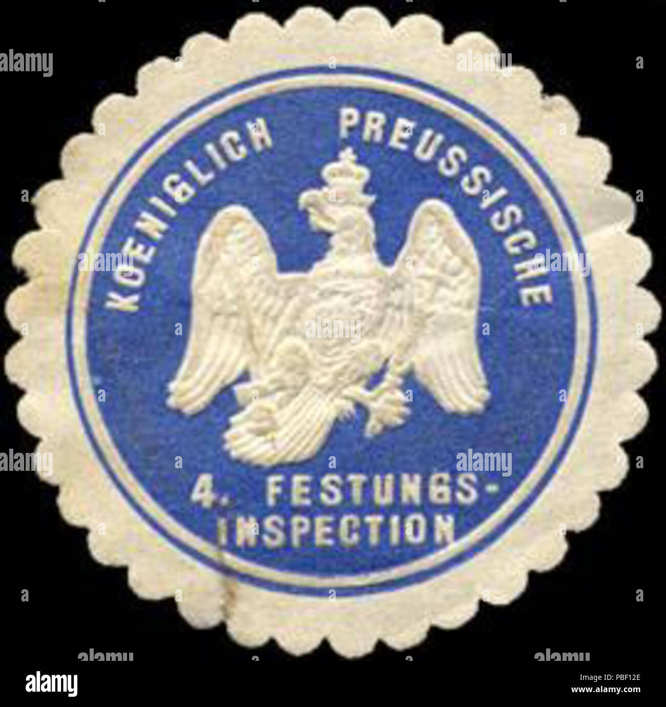 Alte Briefverschlussmarke aus Papier, welche seit ca. 1850 von Behoerden, Anwaelten, Notaren und Firmen zum verschliessen der Post verwendet wurde. 1451 Siegelmarke Königlich Preussische 4. Festungs - Inspection W0224011 Stock Photo