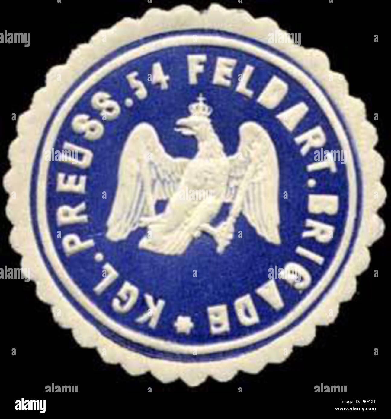 Alte Briefverschlussmarke aus Papier, welche seit ca. 1850 von Behoerden, Anwaelten, Notaren und Firmen zum verschliessen der Post verwendet wurde. 1451 Siegelmarke Königlich Preussische 54. Feldartillerie Brigade W0238057 Stock Photo