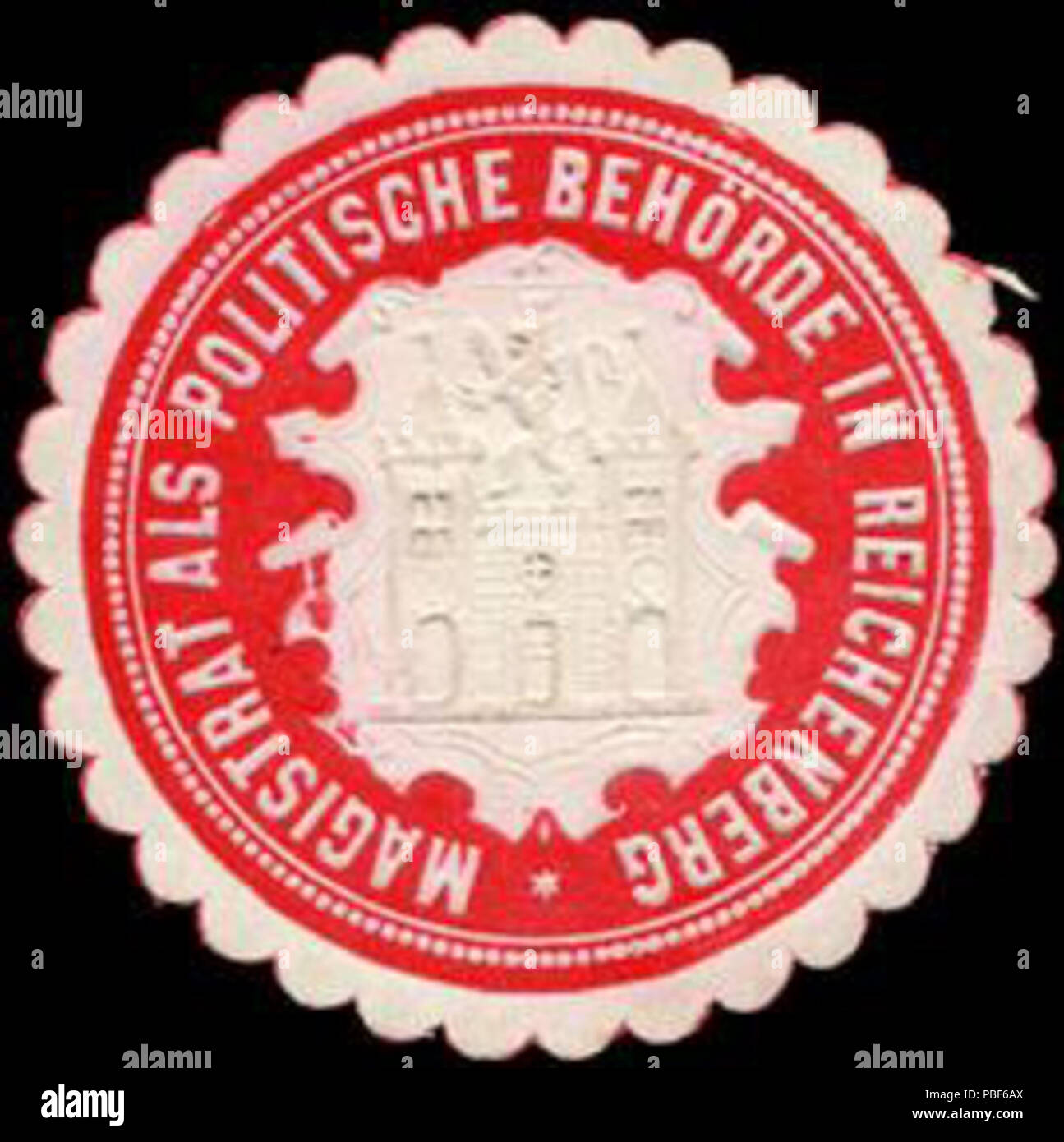 Alte Briefverschlussmarke aus Papier, welche seit ca. 1850 von Behoerden, Anwaelten, Notaren und Firmen zum verschliessen der Post verwendet wurde. 1477 Siegelmarke Magistrat als Politische Behörde in Reichenberg W0215044 Stock Photo