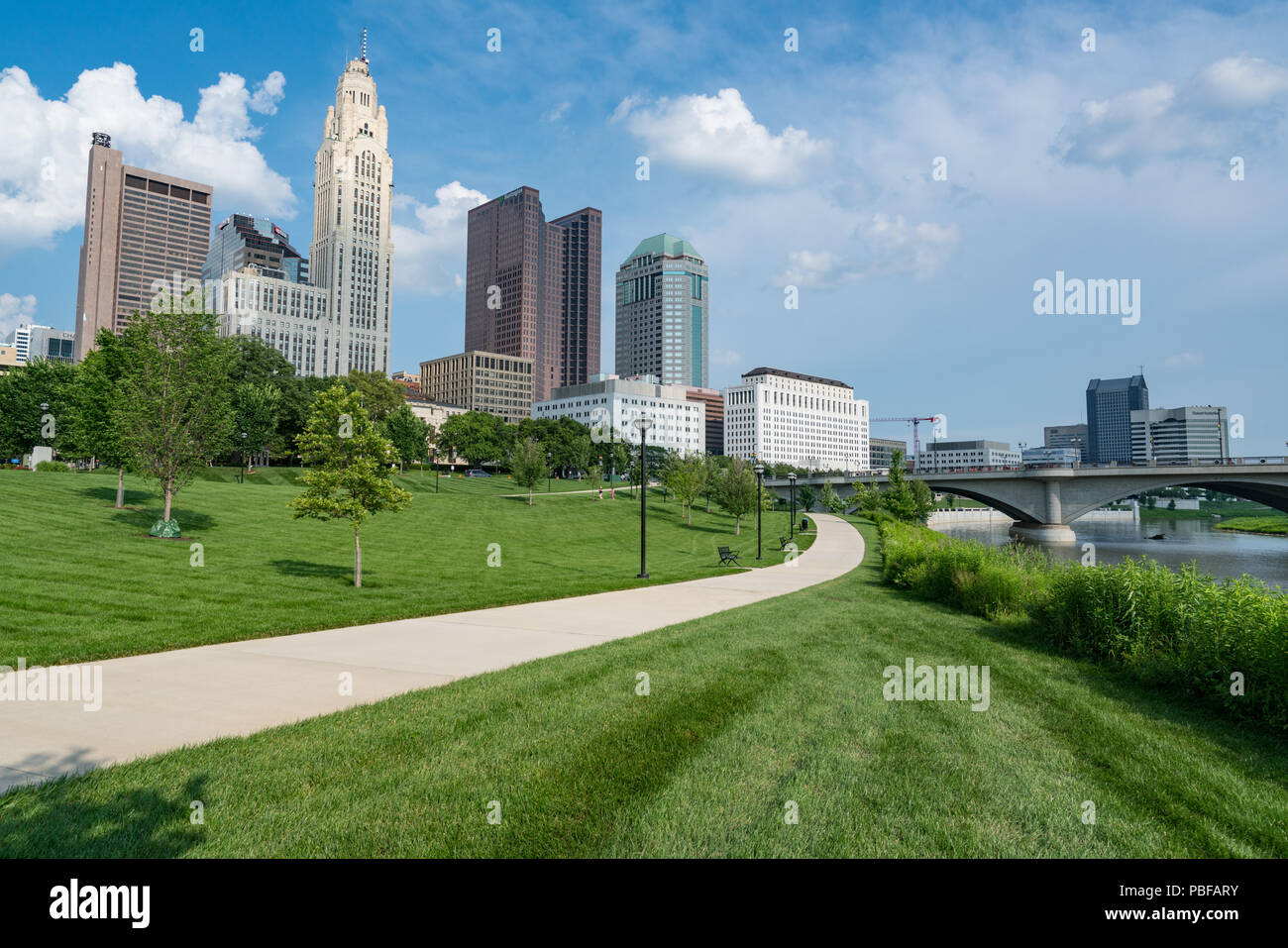 COLUMBUS, OH JUNE 17, 2018 Columbus, Ohio city skyline from Battelle Riverfront Park Stock