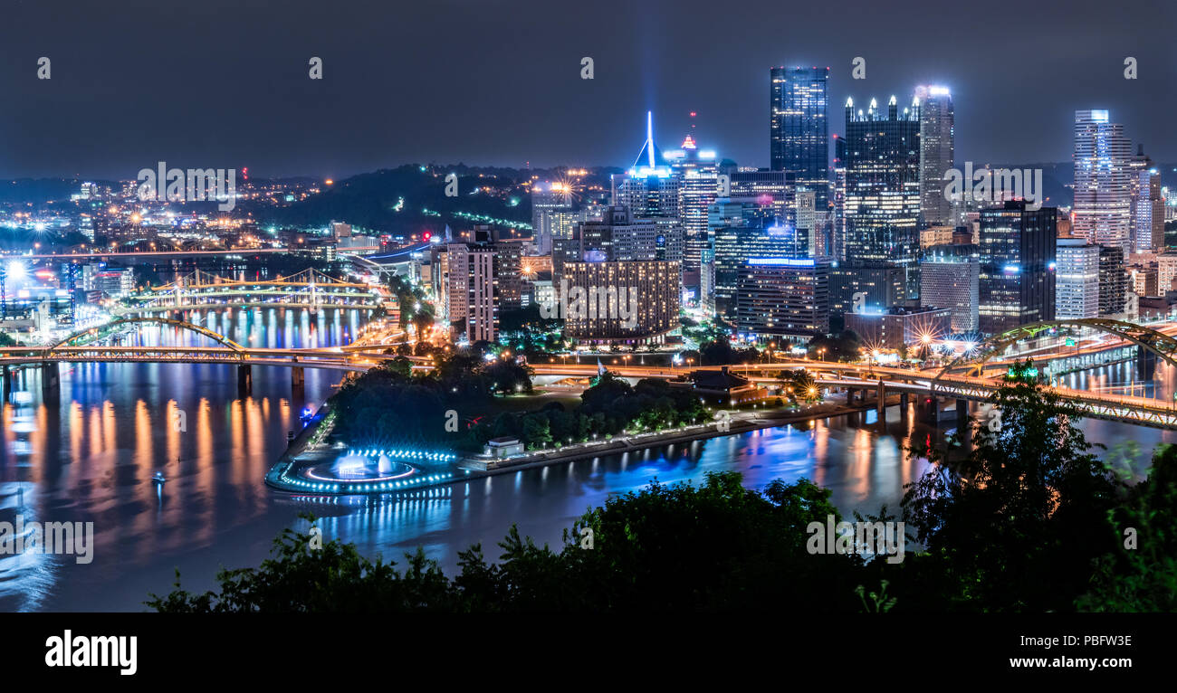 PITTSBURGH, PA - JUNE 16, 2018: Pittsburgh, Pennsylvania skyline  overlooking the Allegheny Monongahela rivers from Point of View Park on the  South Sh Stock Photo - Alamy