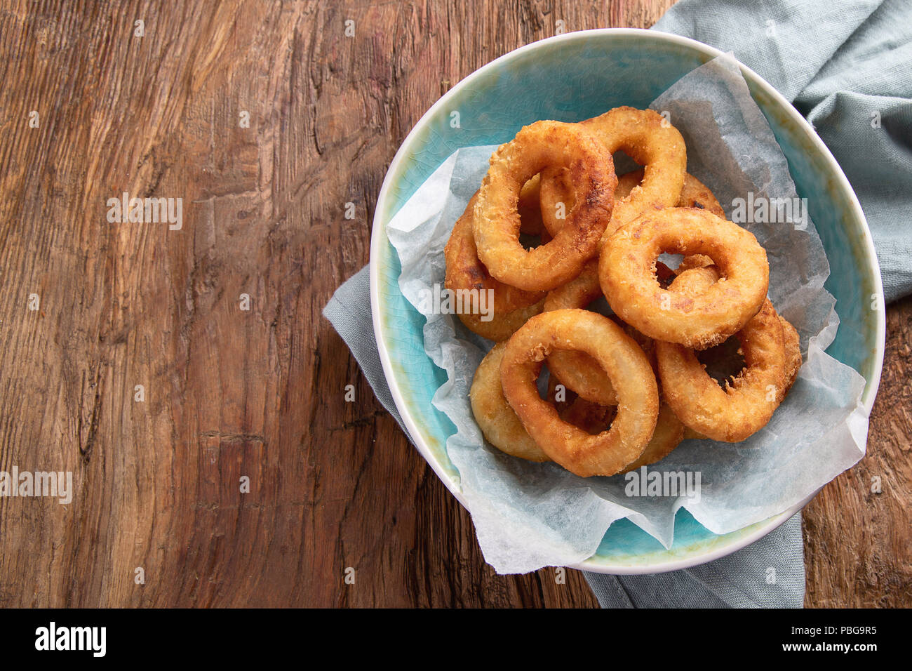 Breaded onion rings top view hi-res stock photography and images - Alamy