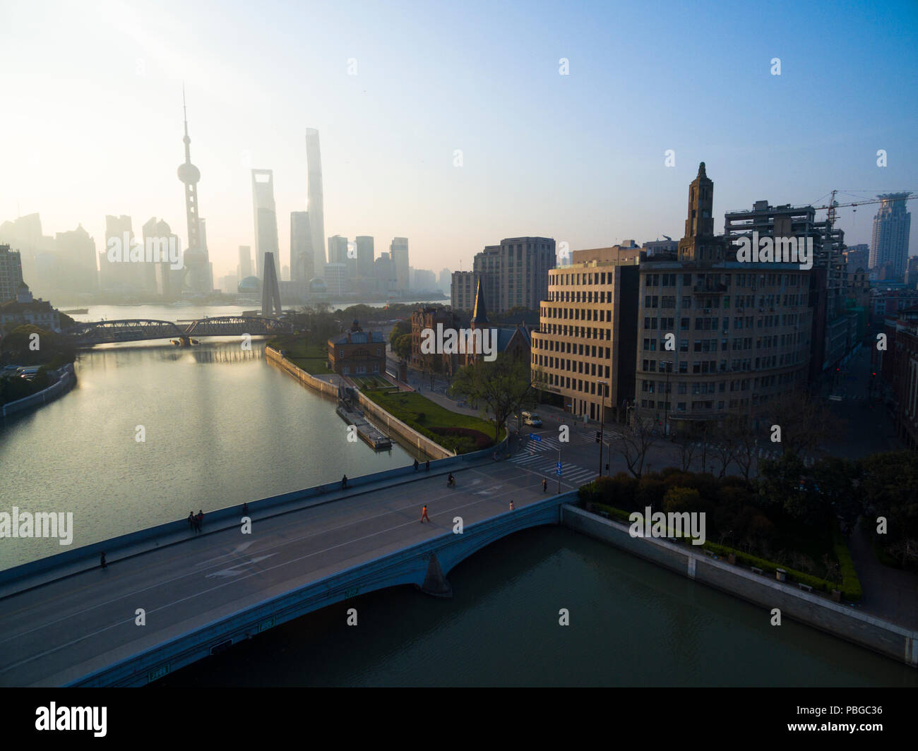Shanghai day city famous traffic hi-res stock photography and images ...