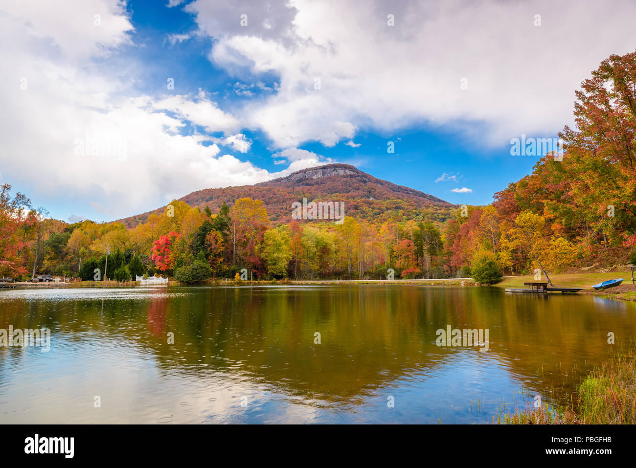 Yonah Mountain, Georgia, USA autumn landscape and lake. Stock Photo