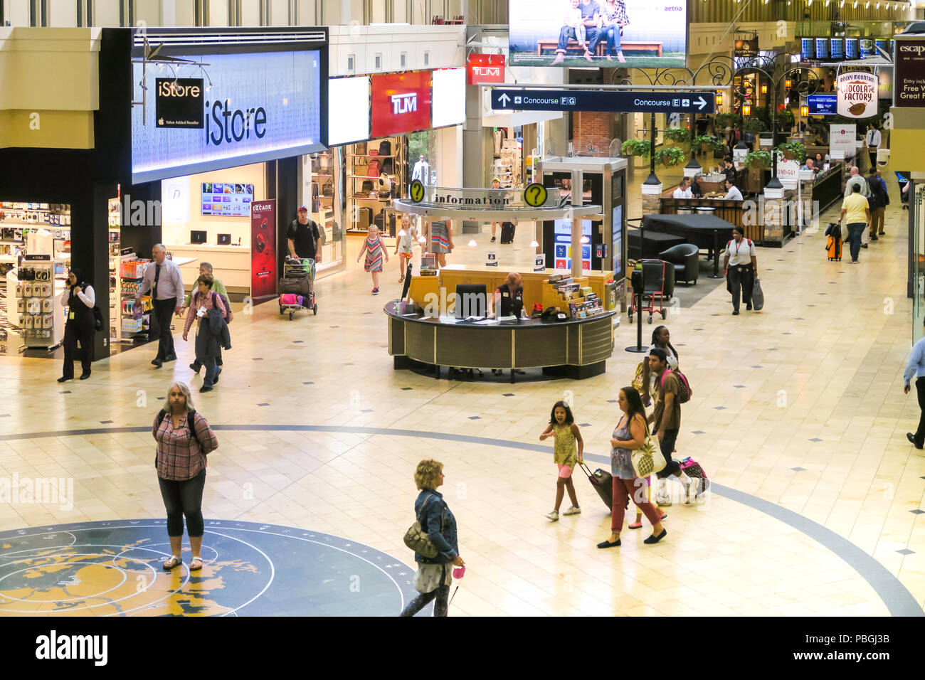 Minneapolis , St Paul, Minnesota Airport Terminal, USA Stock Photo Alamy