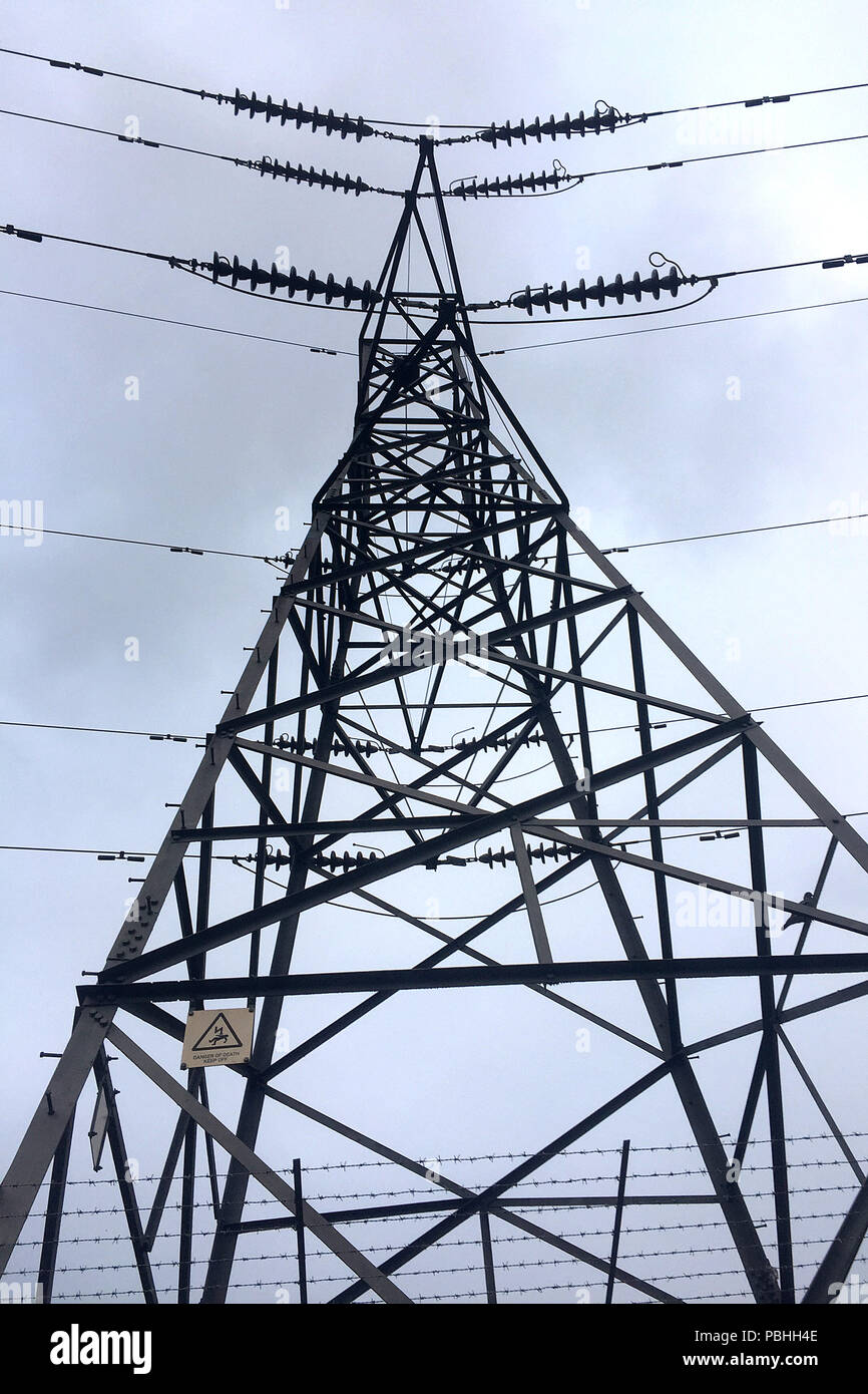 Three phase overhead power lines hires stock photography and images