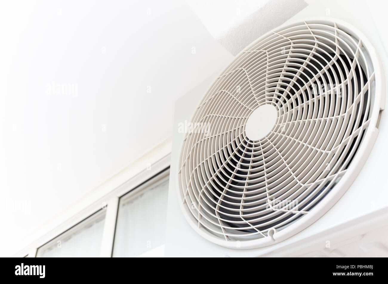 Air Conditioner Unit Stock Photos & Air Conditioner Unit Stock Images Alamy