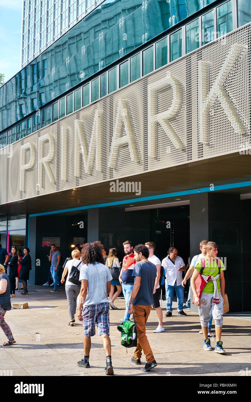 Primark berlin hi-res stock photography and images - Alamy