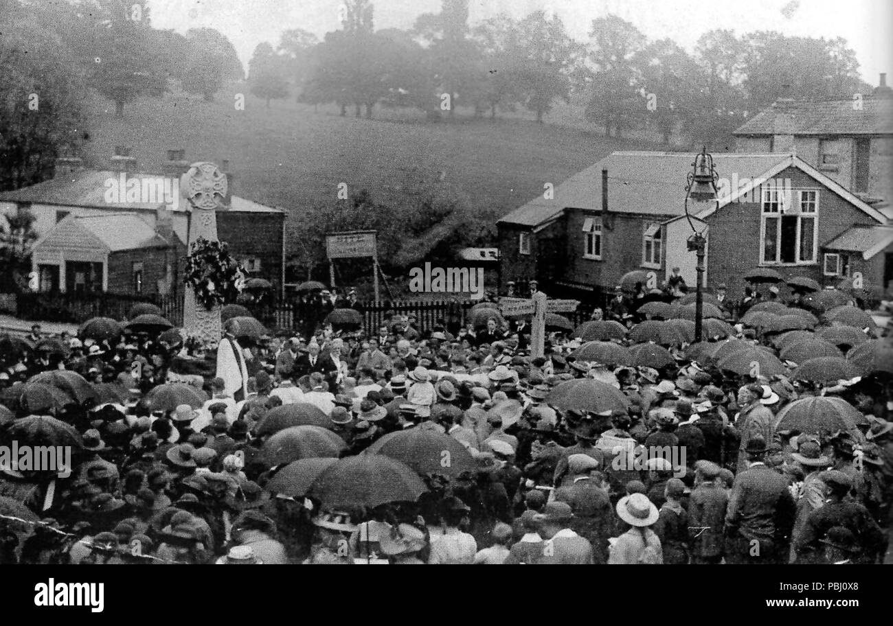 1793 Unveiling of East Barnet war memorial 27 June 1920 Stock Photo - Alamy