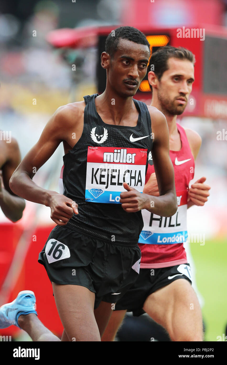 Yomif KEJELCHA (Ethiopia) and Ryan HILL (United States of America) competing in the Men's 5000m Final at the 2018, IAAF Diamond League, Anniversary Games, Queen Elizabeth Olympic Park, Stratford, London, UK. Stock Photo