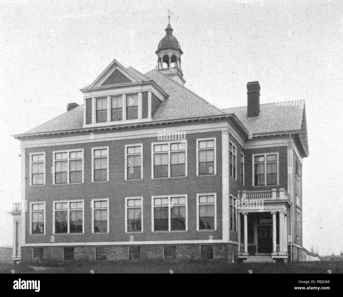 744 Harrisville School, Harrisville, Burrillville, RI Stock Photo Alamy