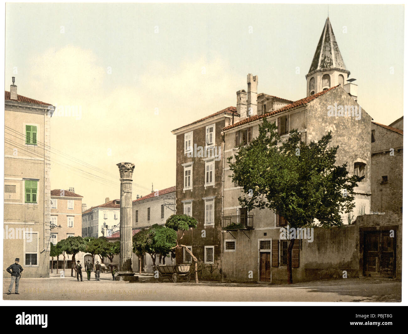 Colonna Square High Resolution Stock Photography and Images - Alamy