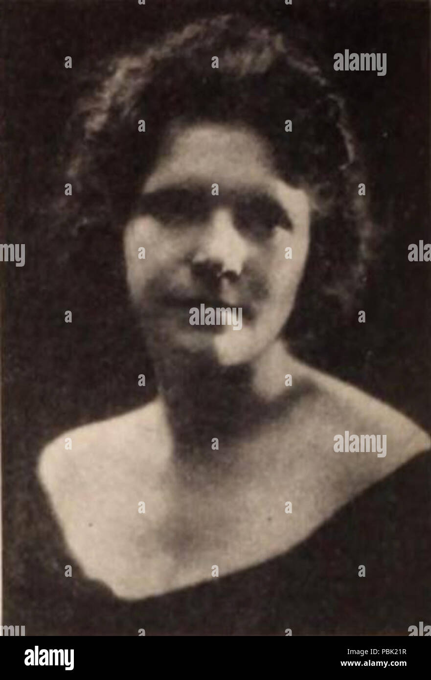 Zena Keefe Zena Keefe new pics Zena Keefe Zena Keefe new pictures