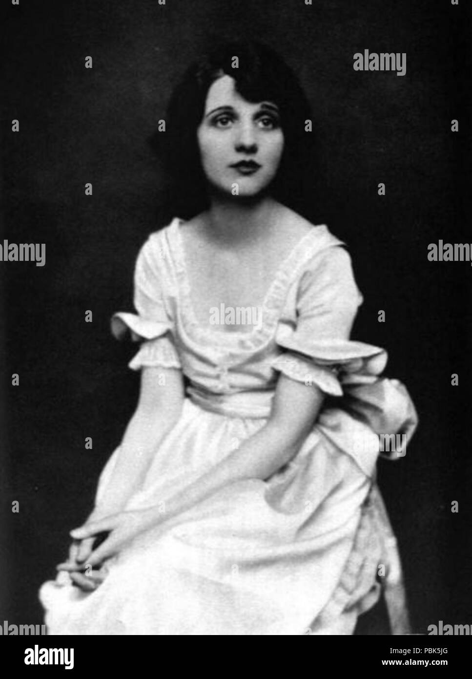Maryjun Takahashi,Karyn Kupcinet Hot videos Rachna Khatau,Mary Walter (1912?993) Chuck Shamata,Connie Britton Hot movies Rosamund Hanson,Susan Conway