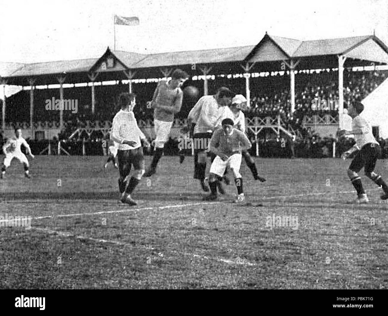 1910s racing Black and White Stock Photos Images Alamy