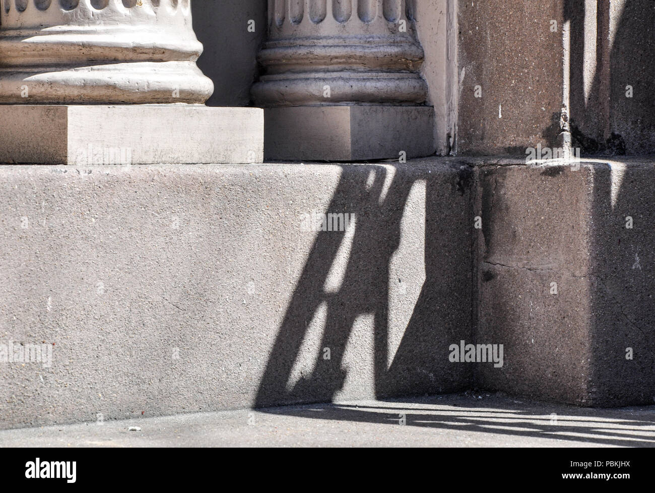 Column bases hi-res stock photography and images - Alamy