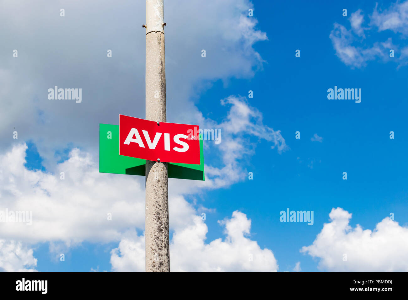 Avis car usa hires stock photography and images Alamy