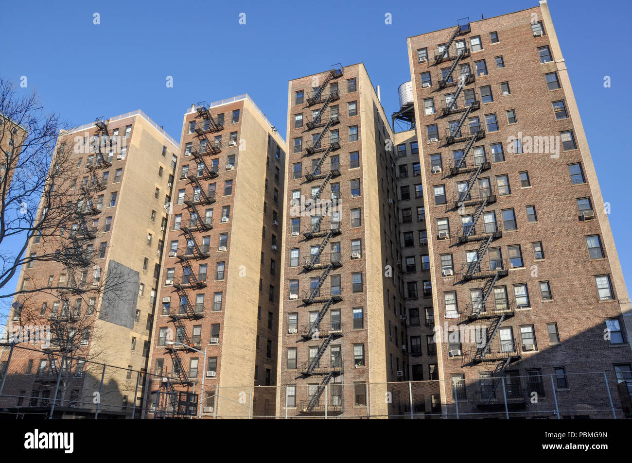 Apartment building in New York City Stock Photo Alamy