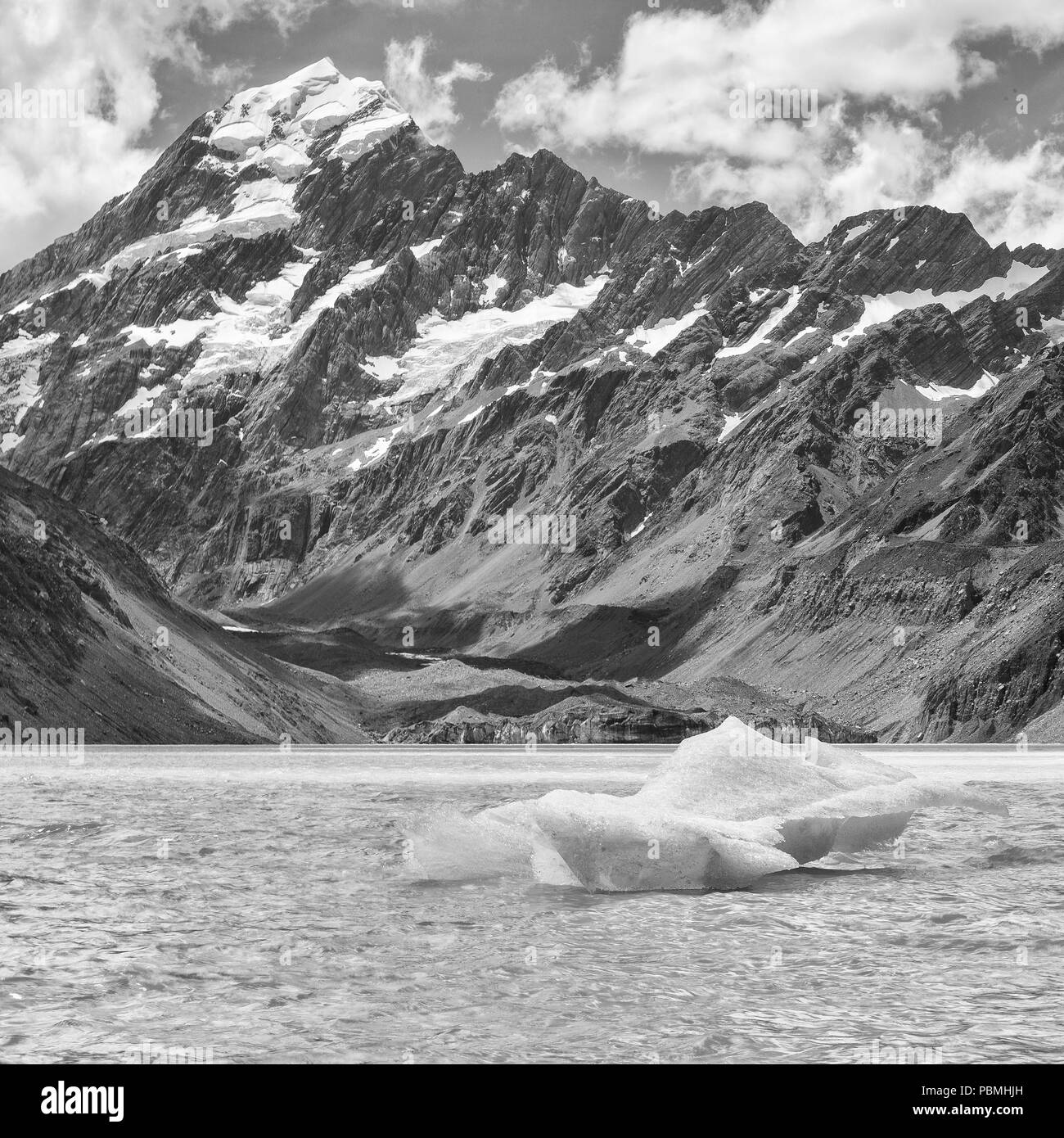 Iceberg in Hooker Lake - Mount Cook Stock Photo