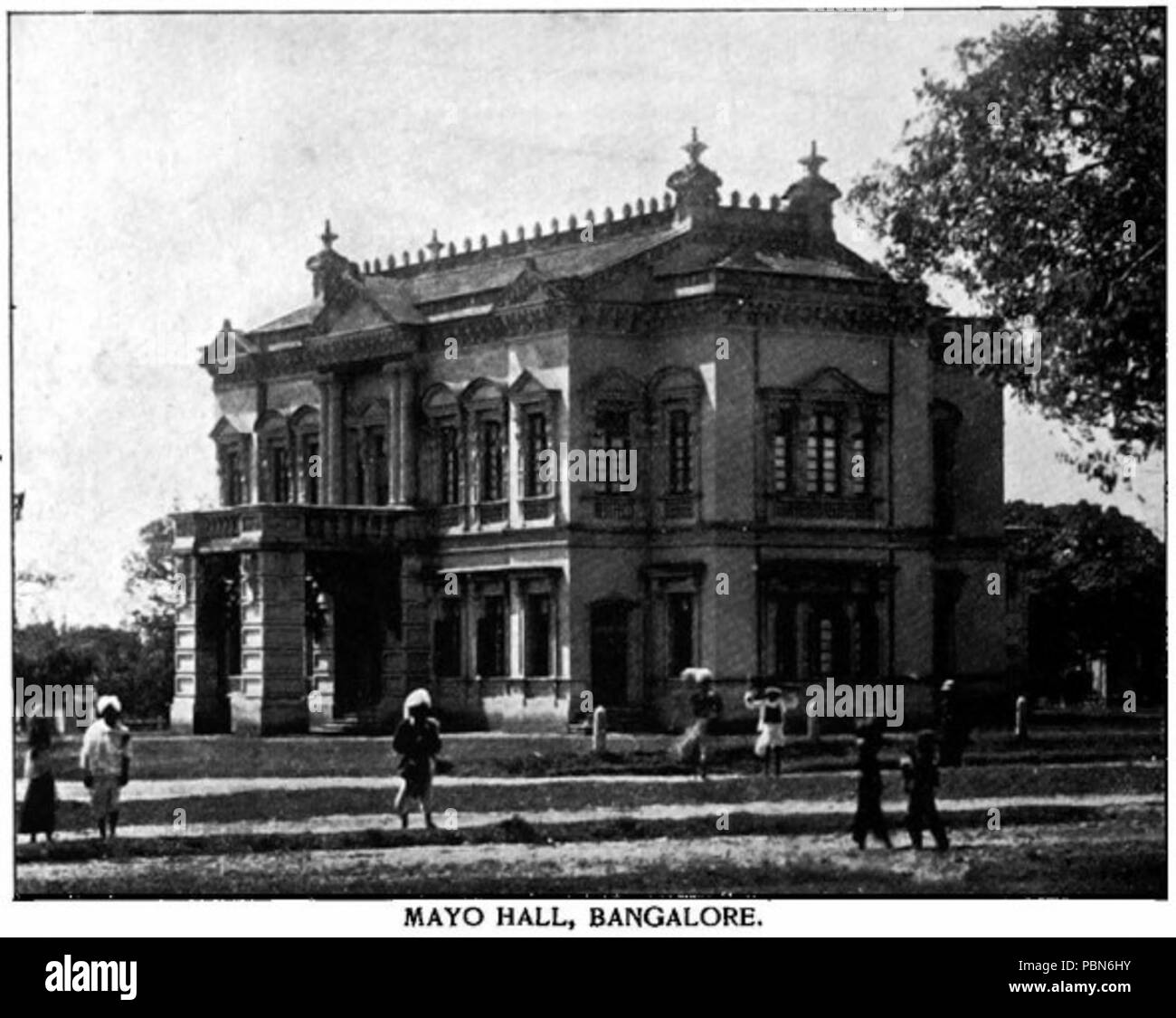 1010 Mayo Hall Stock Photo Alamy