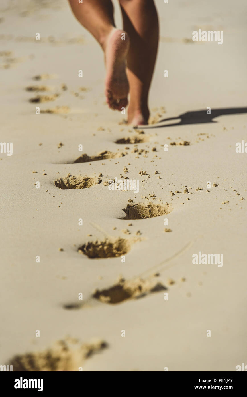 Footprints walking away hires stock photography and images Alamy