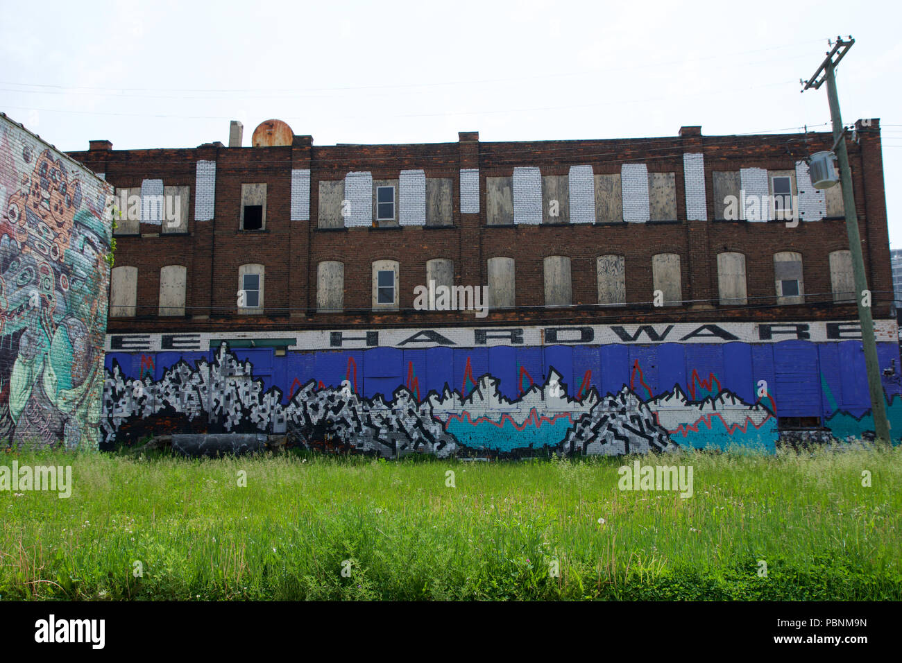 DETROIT, MICHIGAN, UNITED STATES - MAY 22nd 2018: Abandoned Building with Graffiti in downtown Detorit Stock Photo