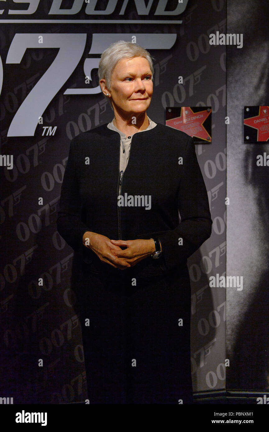 Judi Dench James Bond M High Resolution Stock Photography And Images Alamy
