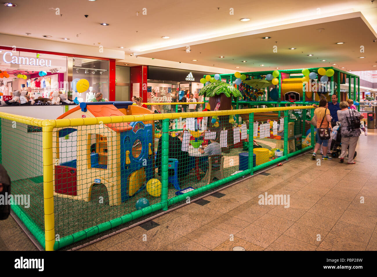 KRAKOW, POLAND - MAY 30, 2015: Children area in the Galeria Krakowska city  mall Krakow, Poland. Galeria Krakowska has 270 specialty shops, cafes, and  Stock Photo - Alamy