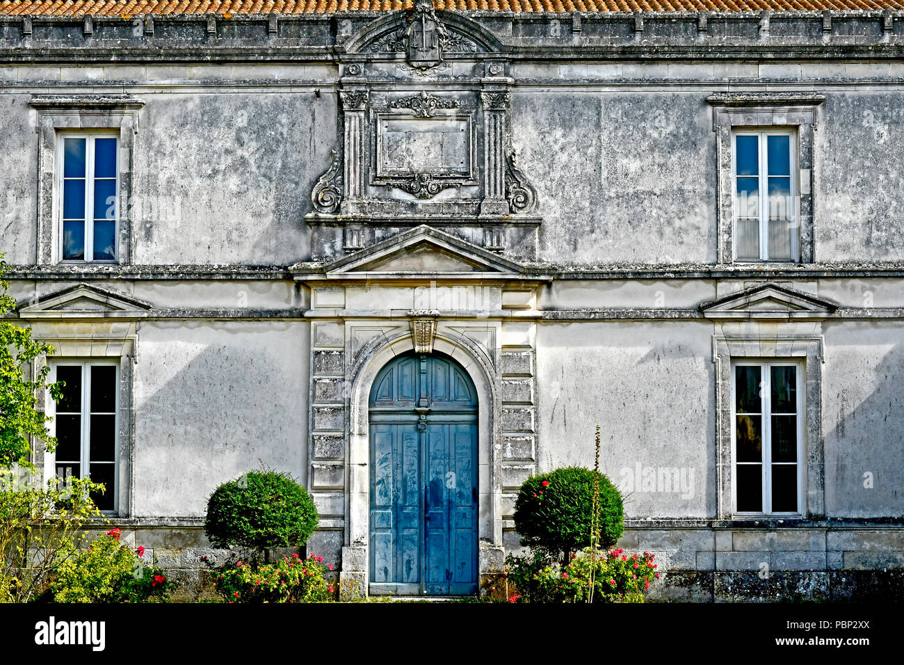 Marennes (Charente-Maritime, france): former court and prison; früheres Gefängnis und gericht Stock Photo