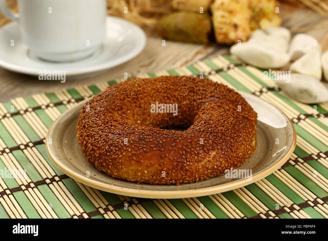 Istanbul simit tea hi-res stock photography and images - Alamy