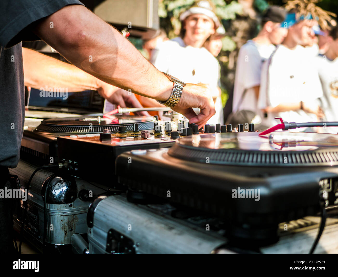 dj turntable scratch Stock Photo Alamy