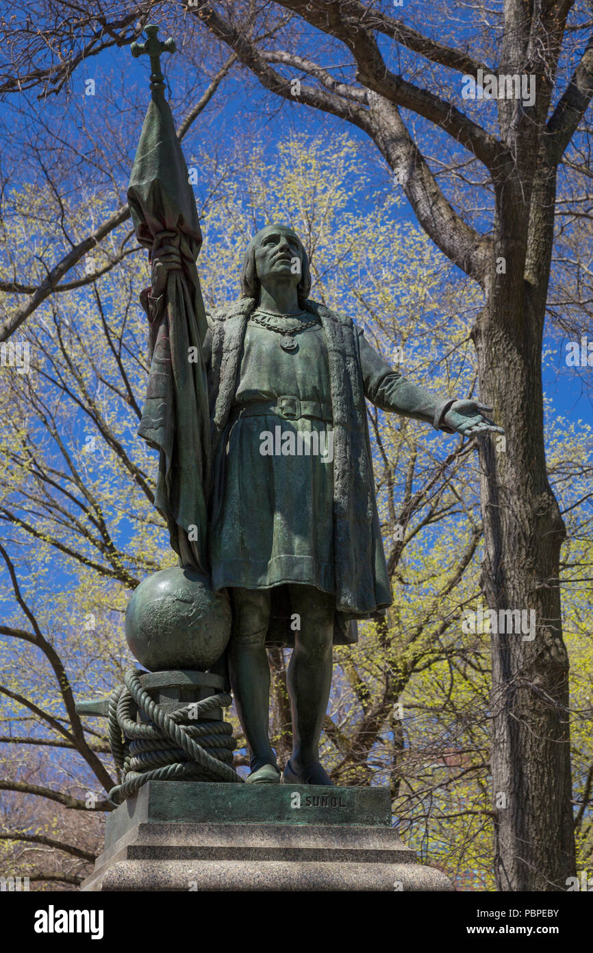 Christoper Columbus statue in Central Park, New York, USA Stock Photo