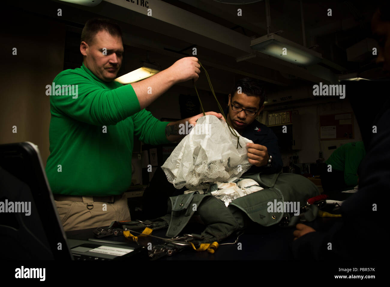 180721NOL7810026 PACIFIC OCEAN (July 21, 2018) Chief Aircrew