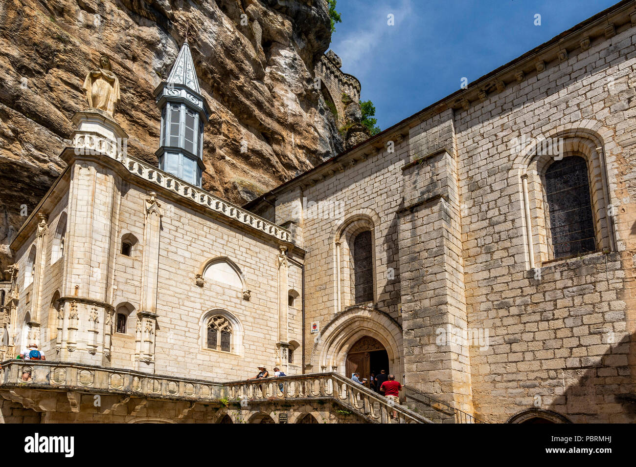 the-sanctuary-of-rocamadour-department-of-lot-occitanie-france