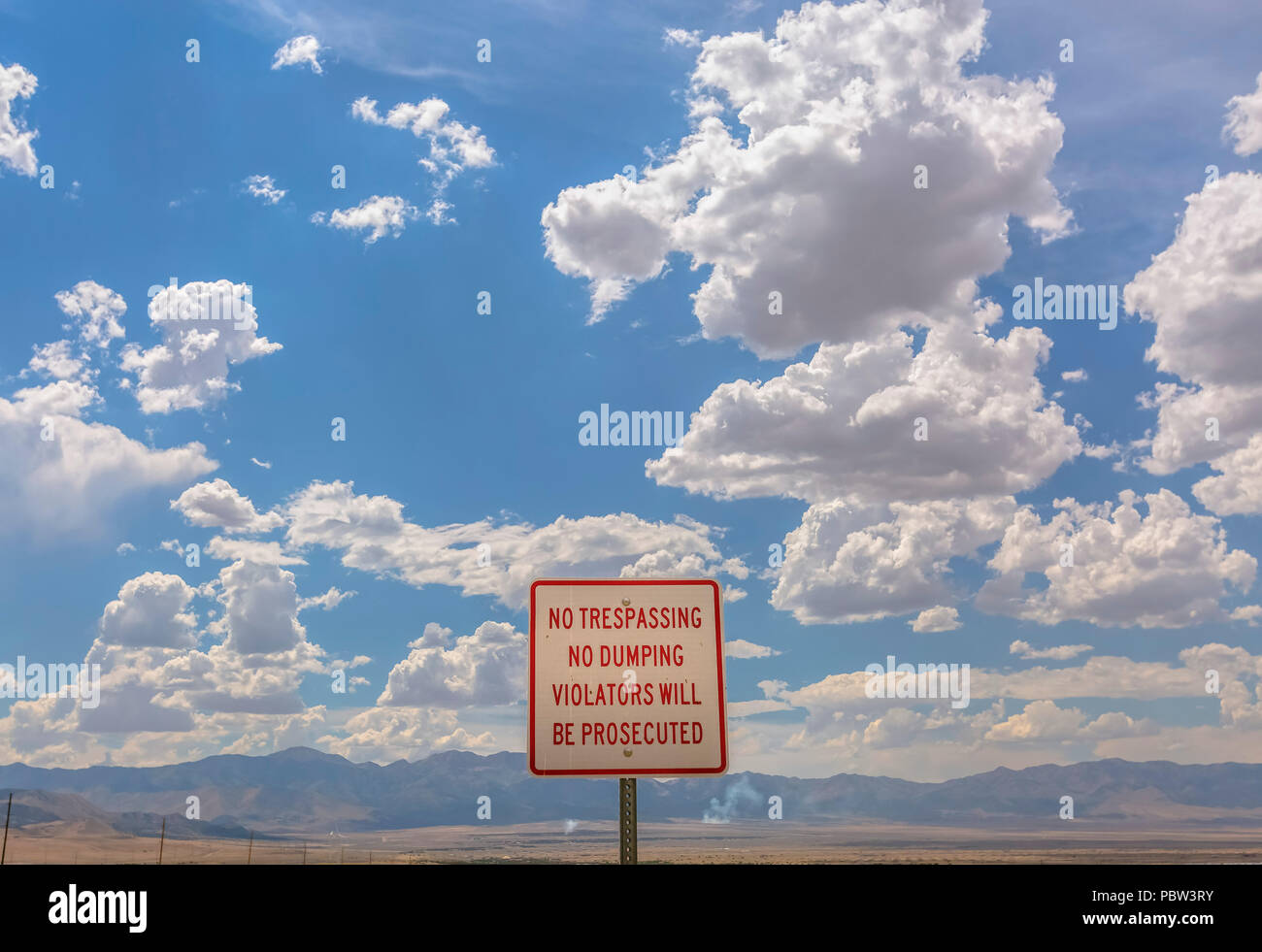 No trespassing sign no dumping Stock Photo