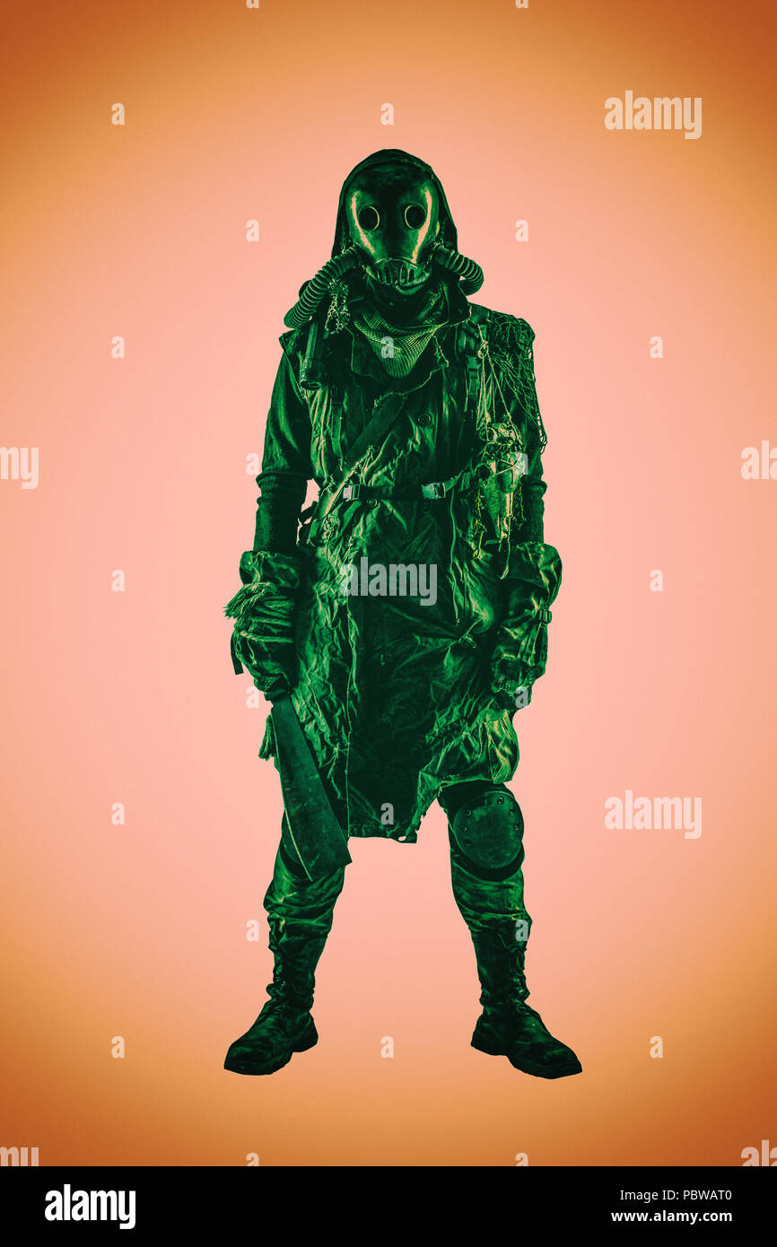 Post apocalyptic survivor in gas mask and rags Stock Photo - Alamy