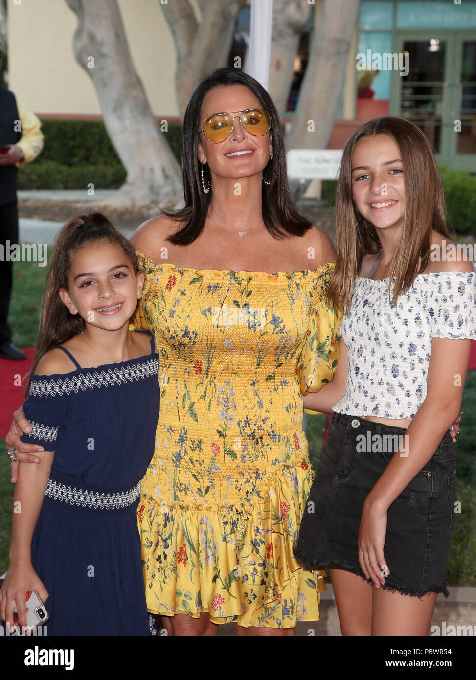 Kyle richards and farrah aldjufrie hi-res stock photography and ...
