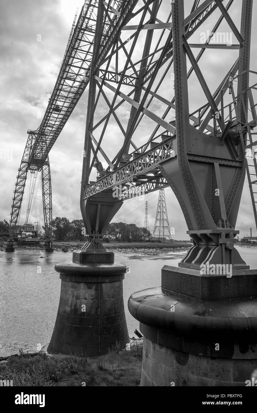 Newport Transporter Bridge. The bridge was designed by French engineer Ferdinand Arnodin. It was built in 1906 and is one of the few left in the world Stock Photo