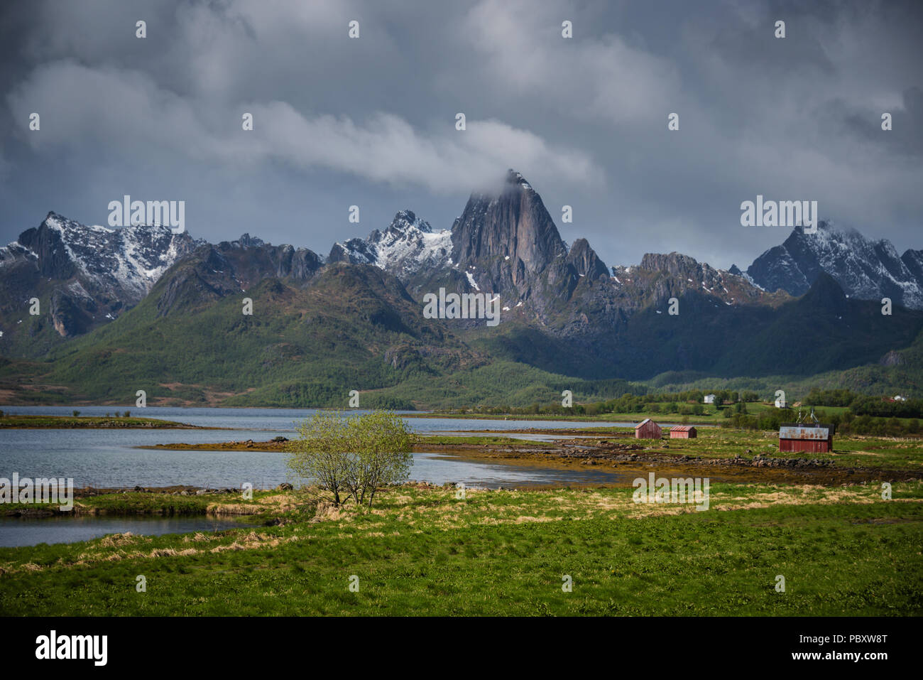 Vesteralen islands hi-res stock photography and images - Alamy