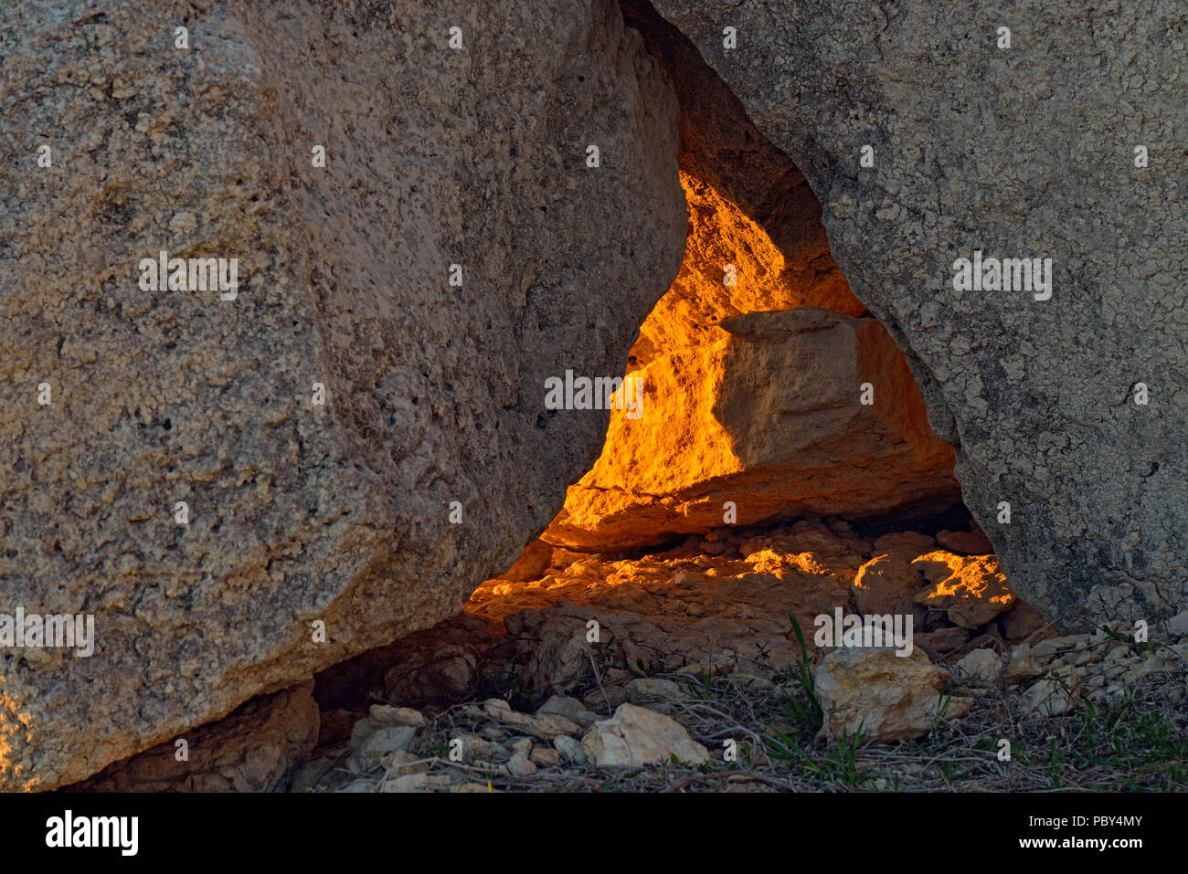 Exposed limestone rocks along shore of Lake Travis, Austin, Texas, USA ...