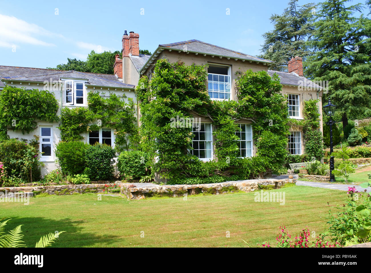 Luxurious detached property in Netherbury, Dorset, UK - John Gollop Stock Photo